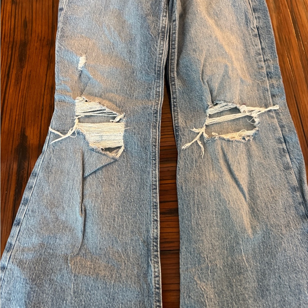 Garage Denim - Picture 2 of 8